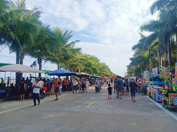 Du lịch biển Hải Tiến ngày càng hoàn thiện, trên đà vươn xa