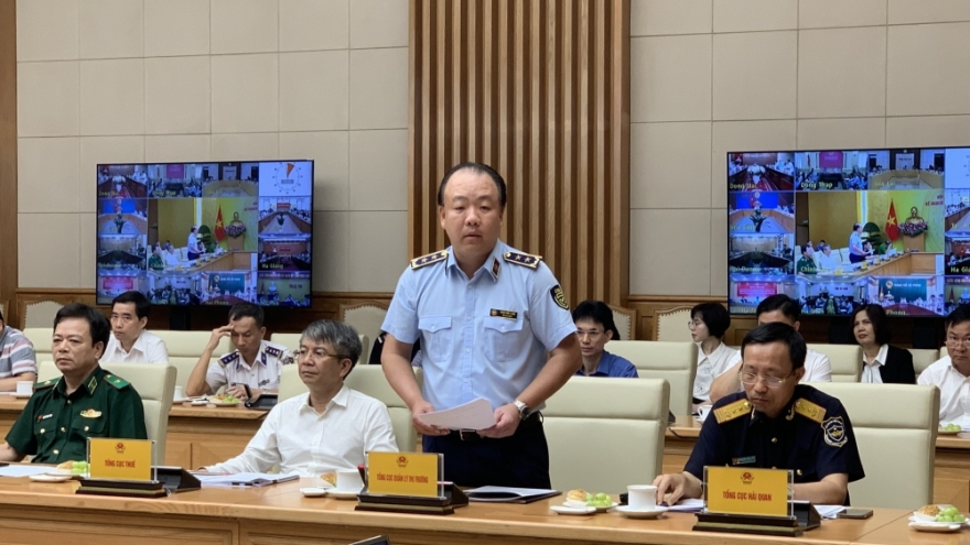 Phó Thủ tướng Trần Lưu Quang: Không bảo kê, bao che, tiếp tay cho các đối tượng buôn lậu Phó Thủ tướng Trần Lưu Quang: Không bảo kê, bao che, tiếp tay cho các đối tượng buôn lậu