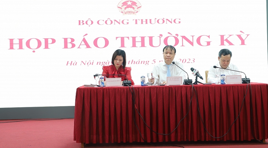 Bộ Công Thương tổ chức họp báo thường kỳ tháng 4 và 4 tháng đầu năm