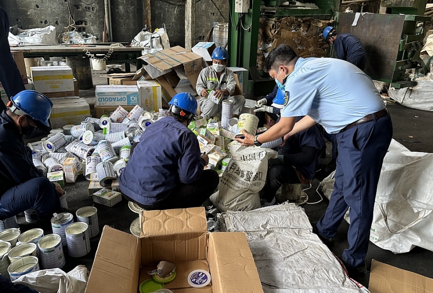 QLTT TP. Hồ Chí Minh xử phạt trên 340 vụ vi phạm về an toàn thực phẩm