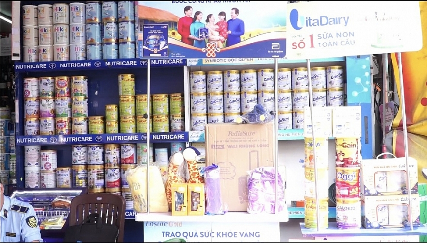 QLTT TP. Hồ Chí Minh xử phạt trên 340 vụ vi phạm về an toàn thực phẩm