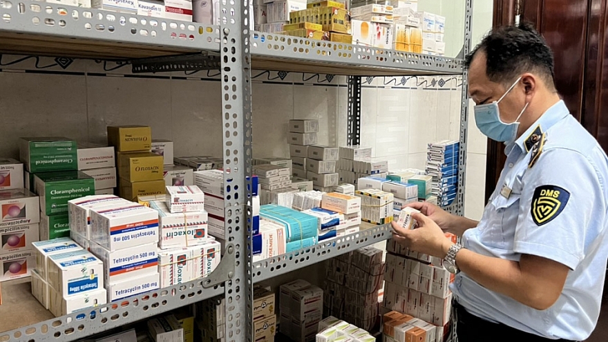 Phát hiện kho thuốc tân dược vi phạm lớn nhất từ trước đến nay tại Vĩnh Long