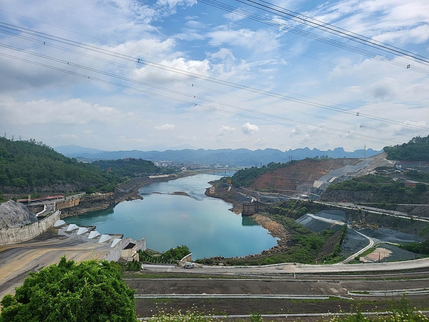 Nhiều thủy điện miền Bắc thoát mực nước chết