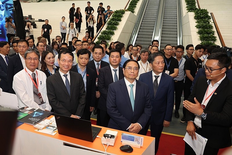 Thủ tướng tham dự Diễn đàn cấp cao và Triển lãm quốc tế về Công nghiệp 4.0 năm 2023