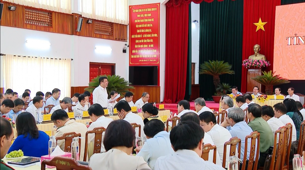 Bộ trưởng Công Thương gợi mở nhiều giải pháp thúc đẩy kinh tế, thương mại Ninh Thuận phát triển