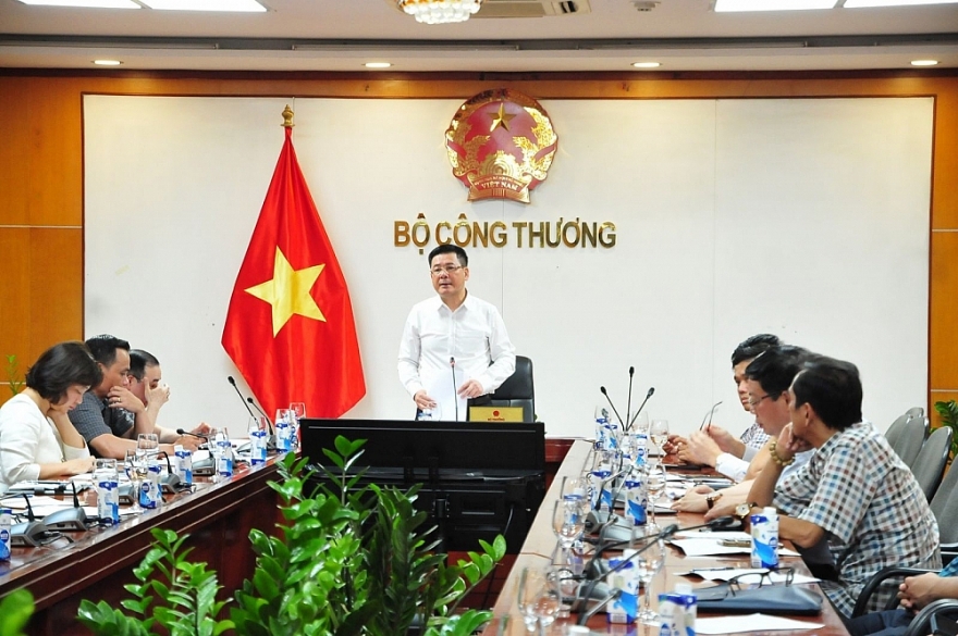 Bộ trưởng Công Thương nêu 5 nhóm giải pháp để đảm bảo nguồn cung xăng dầu trong nửa cuối năm