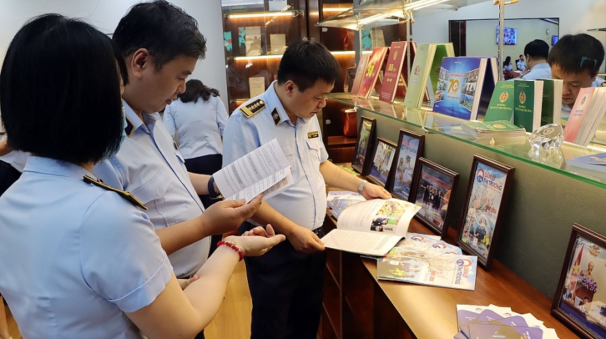 Phòng Truyền thống “Dấu ấn Quản lý thị trường” - Nơi ghi dấu những chặng đường phát triển của lực lượng