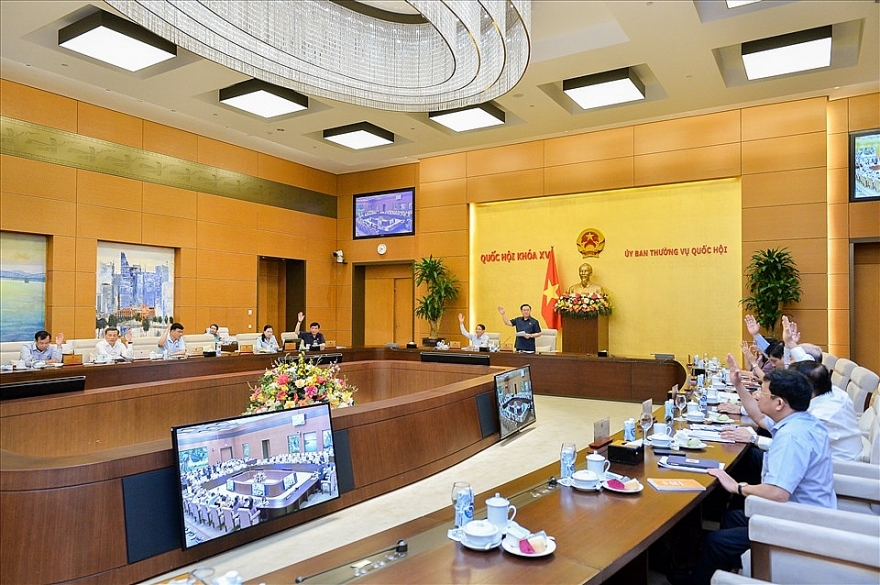 Giảm kịch khung thuế bảo vệ môi trường đối với xăng, dầu từ 11/7 Giảm kịch khung thuế bảo vệ môi trường đối với xăng dầu từ 11/7