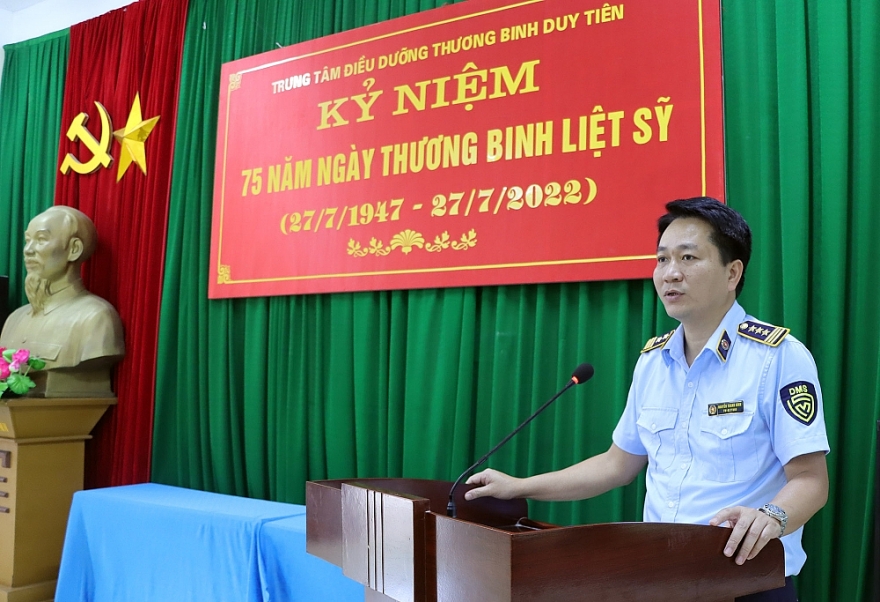 Khi ba màu áo xanh hòa cùng miền ký ức