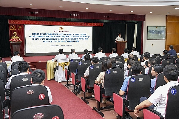 Công bố kết luận thanh tra chuyên ngành về cung ứng điện của EVN và các đơn vị liên quan Công bố kết luận thanh tra chuyên ngành về cung ứng điện của EVN và các đơn vị liên quan