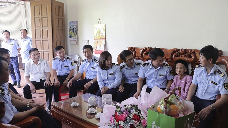 Kỷ niệm 76 năm ngày Thương binh-Liệt sĩ: Tri ân để người nằm xuống sống mãi với non sông