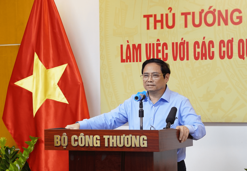 Thủ tướng: Các Thương vụ cần phát huy vai trò vị trí tiền tuyến, mở rộng thị trường và đa dạng hóa chuỗi cung ứng