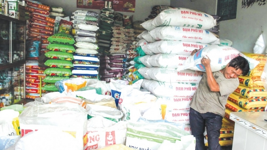 Đầu cơ, định giá mua, bán phân bón sẽ bị xử lý nghiêm