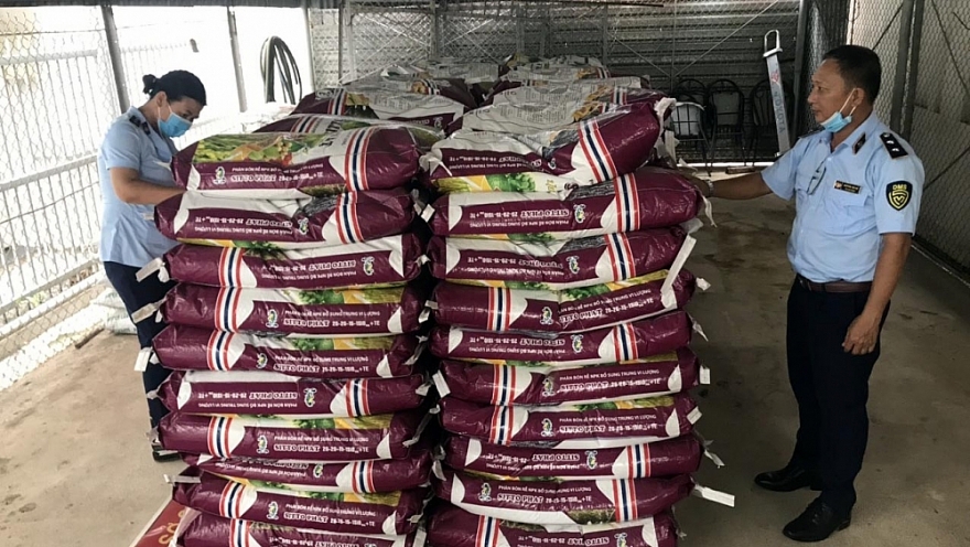 Đầu cơ, định giá mua, bán phân bón sẽ bị xử lý nghiêm