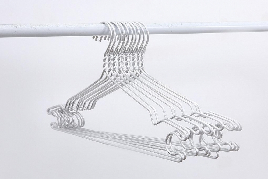 Hoa Kỳ áp thuế chống bán phá giá hơn 220% với mắc áo thép Việt Nam