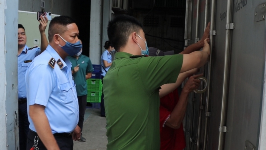 QLTT Hà Nội tiêu hủy 7 tấn nầm lợn không nguồn gốc