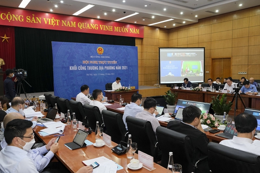 Ngành Công thương tập trung phát triển sản xuất công nghiệp, thúc đẩy tiêu dùng