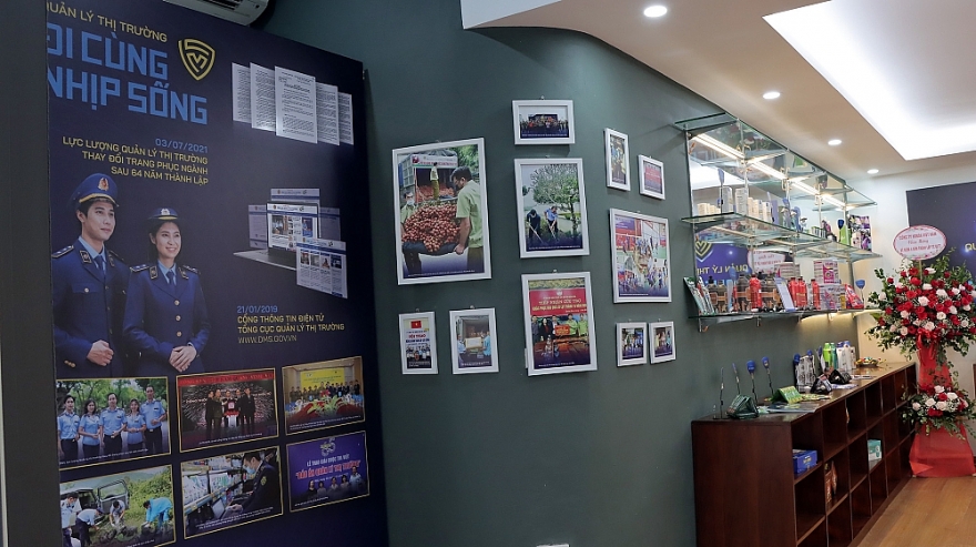 Quản lý thị trường đi cùng nhịp sống