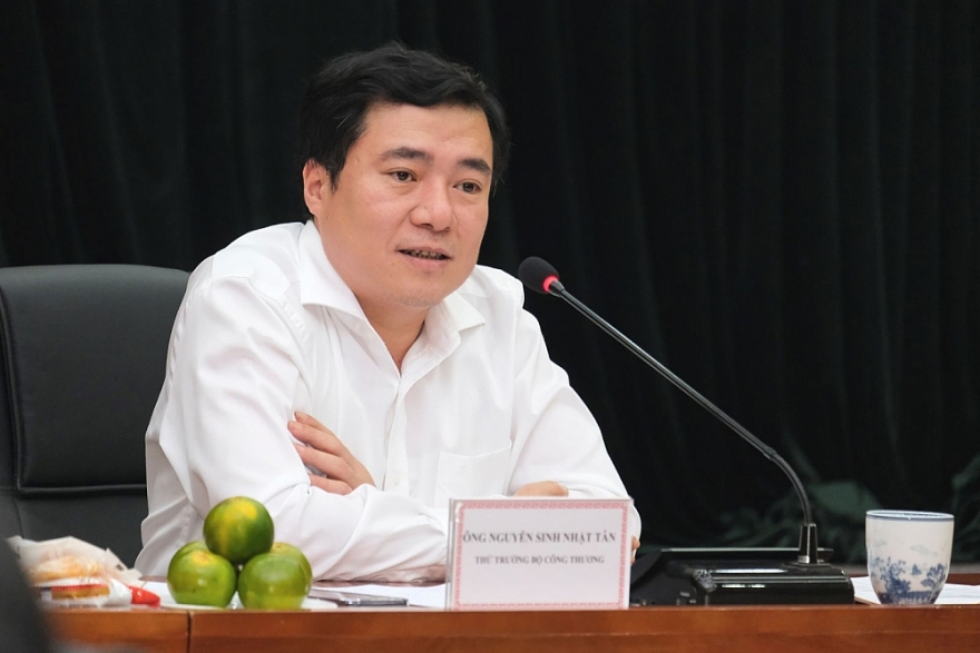 Xây dựng Luật Bảo vệ quyền lợi người tiêu dùng (sửa đổi) phù hợp với tình hình mới