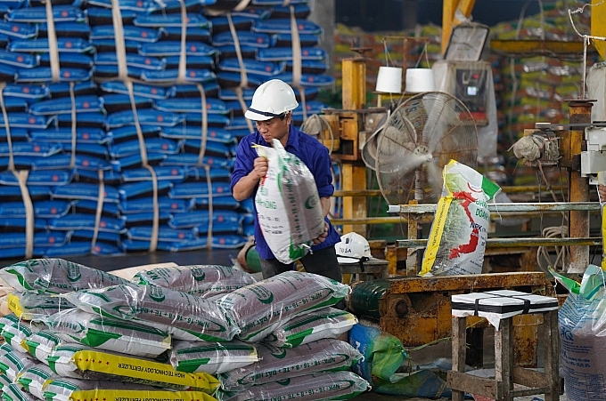 Sẽ có giải pháp hiệu quả hơn để bình ổn giá phân bón