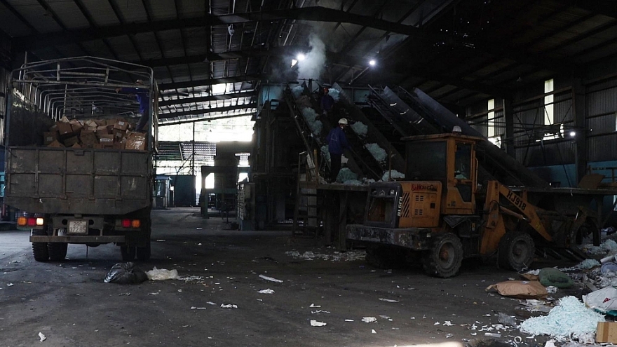 Tiêu hủy lô hàng trị giá trên 16 tỷ đồng