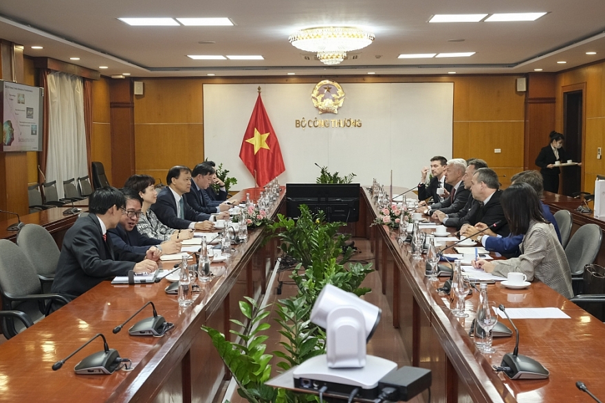 Cộng hòa Séc tìm kiếm cơ hội hợp tác trong sản xuất ô tô tại Việt Nam