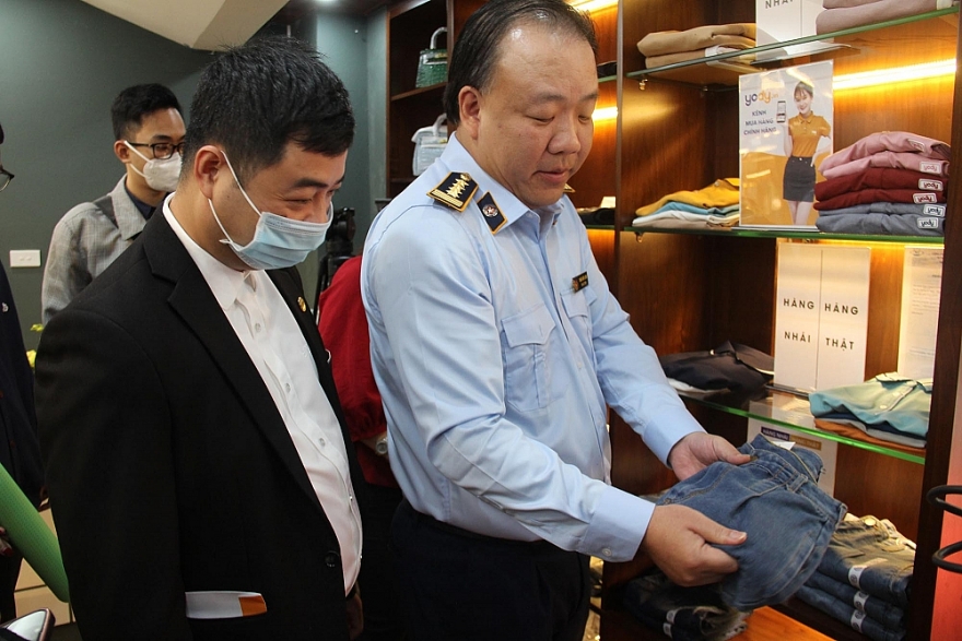 Phòng Trưng bày nhận diện hàng thật - hàng giả quy tụ hàng trăm sản phẩm