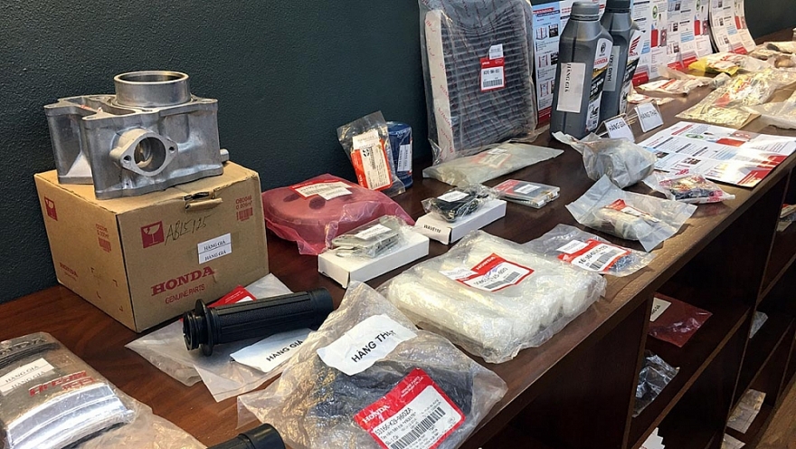 Phòng Trưng bày nhận diện hàng thật - hàng giả quy tụ hàng trăm sản phẩm