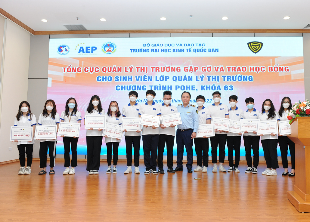 Đào tạo nhân lực QLTT: Sẵn sàng cho sự phát triển bền vững ở tương lai Đào tạo nhân lực QLTT: Sẵn sàng cho sự phát triển bền vững ở tương lai