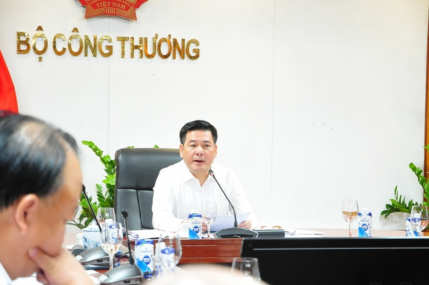 Bộ Công Thương đề xuất 2 kịch bản phân giao tổng nguồn xăng dầu 2023