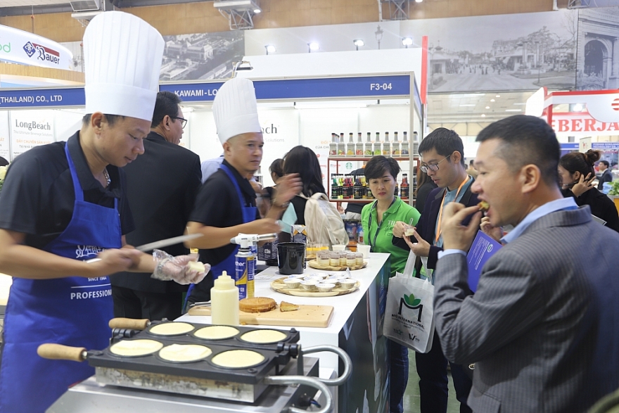Triển lãm Food & Hotel Hanoi 2023: Cầu nối thương mại cho ngành thực phẩm - đồ uống và nhà hàng - khách sạn Triển lãm Food & Hotel Hanoi 2023: Cầu nối thương mại cho ngành thực phẩm - đồ uống và nhà hàng - khách sạn