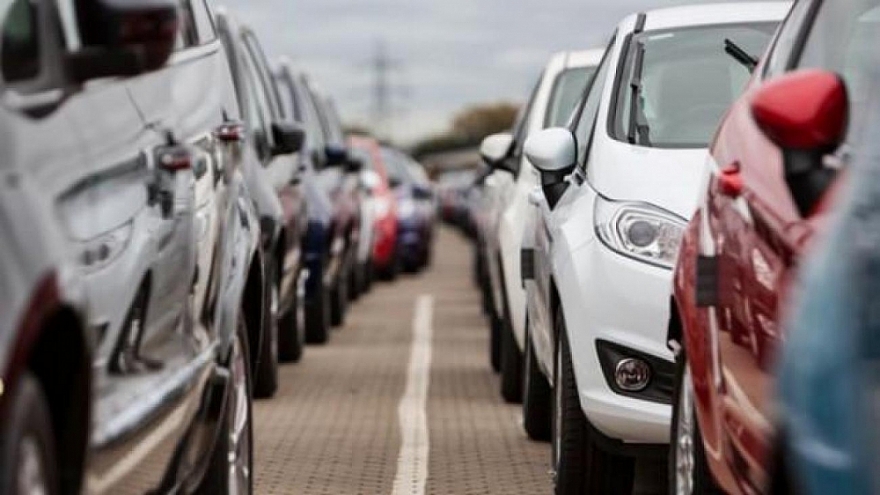 Doanh nghiệp được nhập khẩu ôtô qua cảng Nghi Sơn