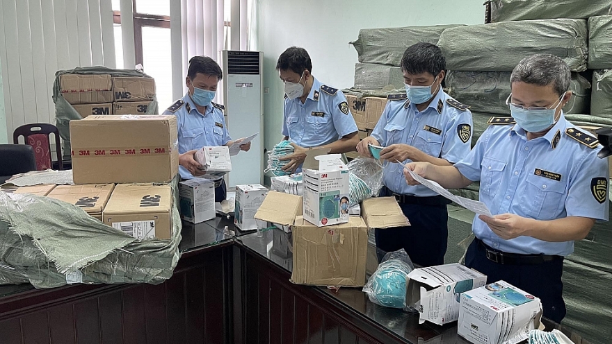 Lo ngại người tiêu dùng vô tình tiếp tay cho hàng giả qua thương mại điện tử