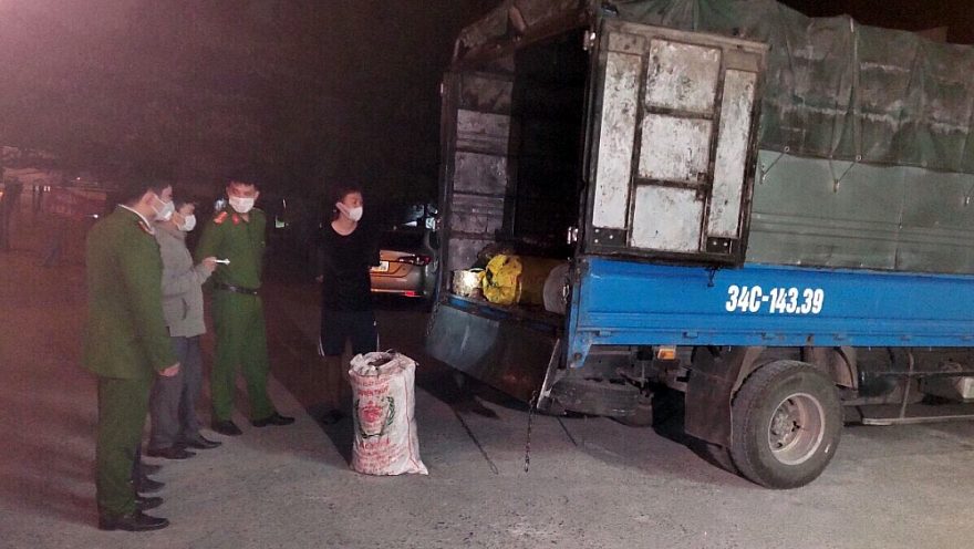 Ngăn chặn kịp thời 3,5 tấn thực phẩm bẩn chuẩn bị tuồn ra thị trường