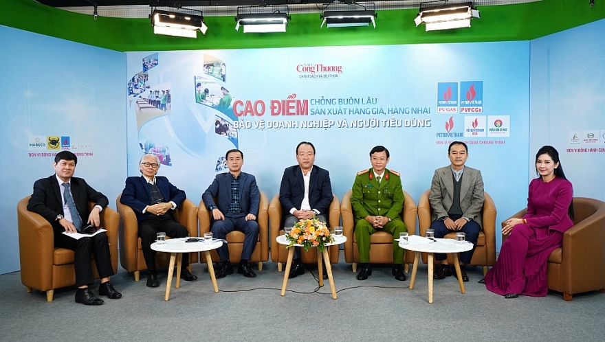 Lắt léo cung đường vận chuyển hàng lậu, hàng giả