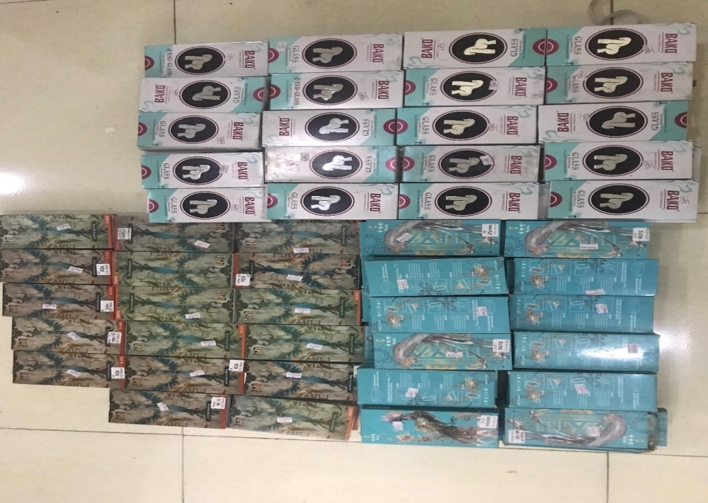 Hà Giang: Đội QLTT số 2 phát hiện và tạm giữ 1.260 kính cường lực điện thoại