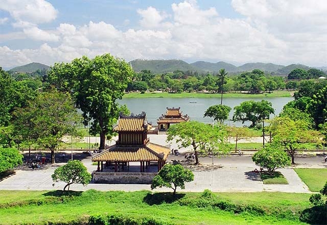 Khám phá vẻ đẹp Việt Nam qua các địa danh trên đồng tiền Khám phá vẻ đẹp Việt Nam qua các địa danh trên đồng tiền