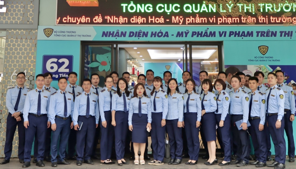 Tuổi trẻ QLTT sống như những đóa hoa: Tiên phong, cống hiến Tuổi trẻ QLTT sống như những đóa hoa: Tiên phong, cống hiến