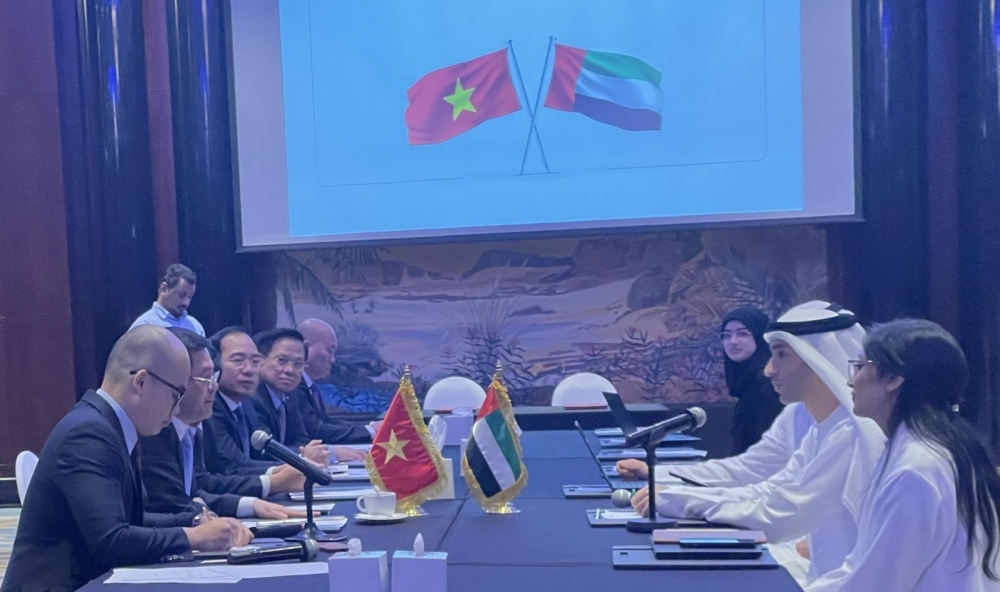 Bộ trưởng Nguyễn Hồng Diên làm việc với Quốc vụ khanh phụ trách Thương mại quốc tế, Bộ Ngoại thương UAE
