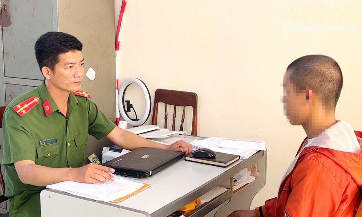 Một nạn nhân bị lừa đưa sang Campuchia được gia đình chuộc về đã đến Công an tỉnh Quảng Ngãi trình báo sự việc.