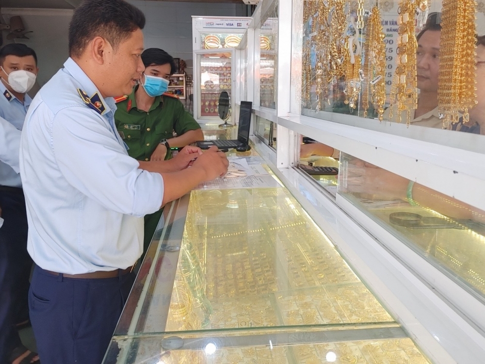 Tổng hợp những sự vụ nổi bật tuần qua Tổng hợp những sự vụ nổi bật tuần qua