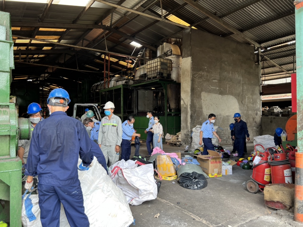 Tổng hợp những sự vụ nổi bật tuần qua Tổng hợp những sự vụ nổi bật tuần qua