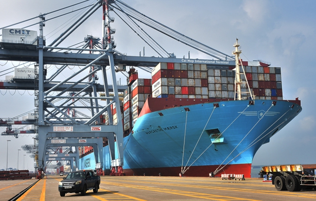 Cảng container quốc tế Cái Mép chính thức được phép đón 'siêu' tàu container - Ảnh 1.