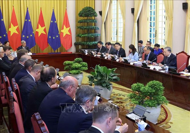 Chủ tịch nước Tô Lâm tiếp các Đại sứ và Đại biện của EU và các nước thành viên- Ảnh 2.