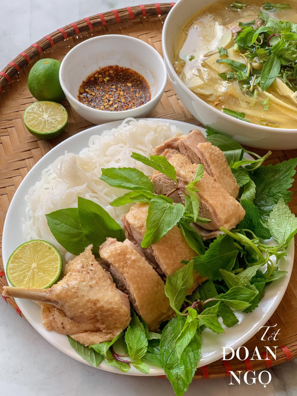 Mâm cúng Tết Đoan Ngọ ở ba miền Bắc - Trung - Nam Mâm cúng Tết Đoan Ngọ ở ba miền Bắc - Trung - Nam