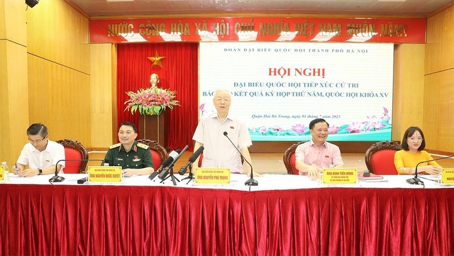 Tổng Bí thư tiếp xúc cử tri Hà Nội sau kỳ họp thứ 5, Quốc hội khóa XV - Ảnh 2.