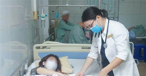 Cảnh báo việc tiêm chất làm trắng da không rõ nguồn gốc