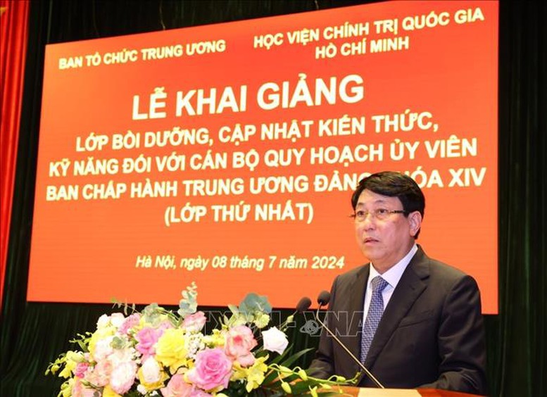 Khai giảng lớp thứ nhất bồi dưỡng cán bộ quy hoạch Ủy viên Ban Chấp hành Trung ương Đảng khóa XIV- Ảnh 1.