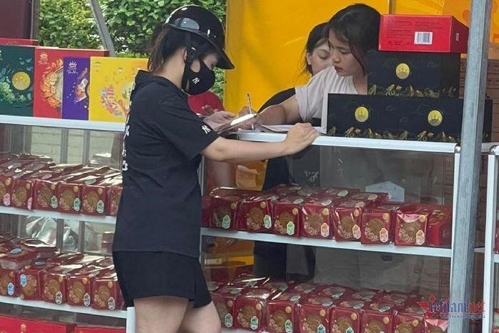 Khuyến cáo người dân cần cảnh giác với bánh trung thu kém chất lượng, không rõ nguồn gốc sản xuất xứ