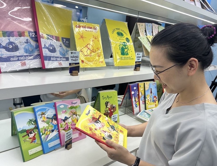 Cảnh giác mua phải sách giả trên mạng xã hội Cảnh giác mua phải sách giả trên mạng xã hội